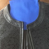 黒に合うインナー、見つかったかな？